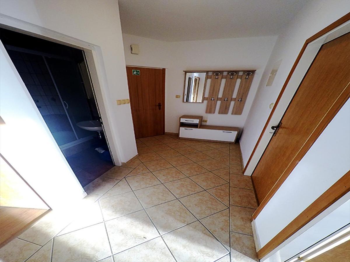 Apartments Piculjan Lopar Extérieur photo