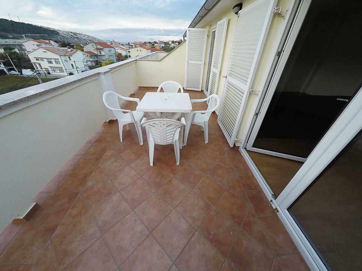 Apartments Piculjan Lopar Extérieur photo