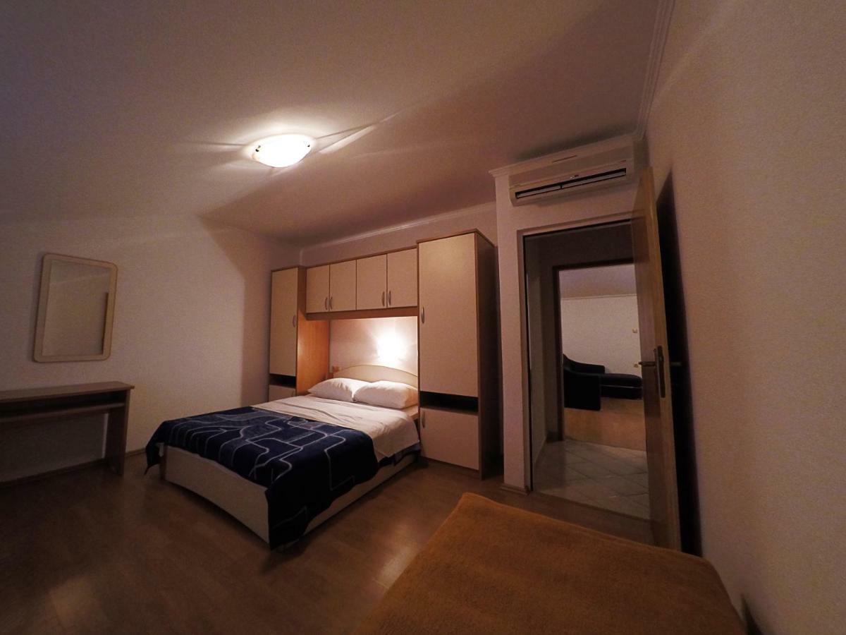 Apartments Piculjan Lopar Extérieur photo