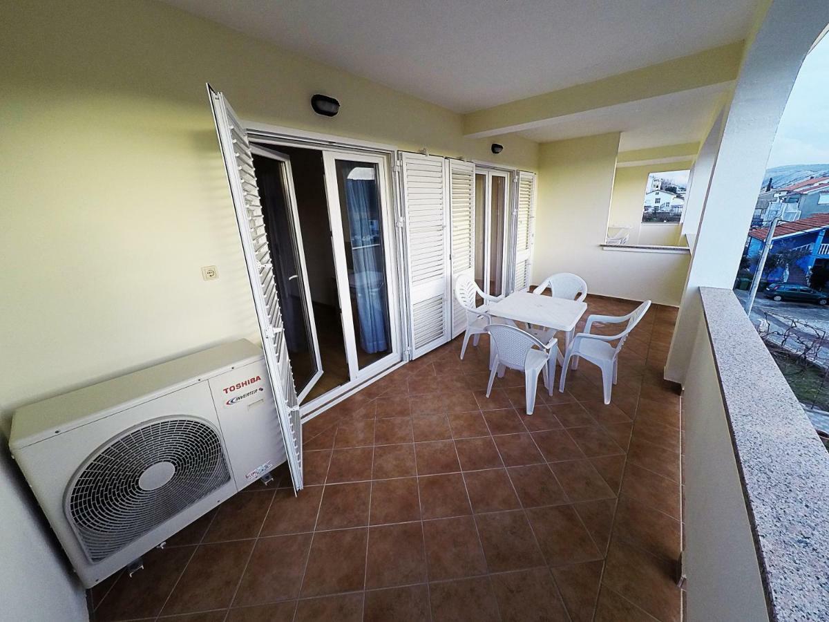 Apartments Piculjan Lopar Extérieur photo