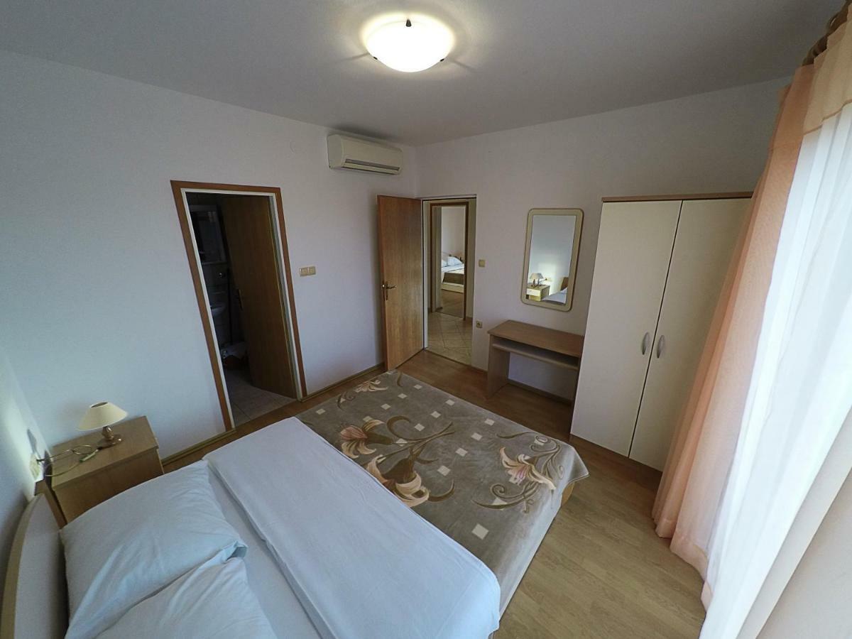 Apartments Piculjan Lopar Extérieur photo
