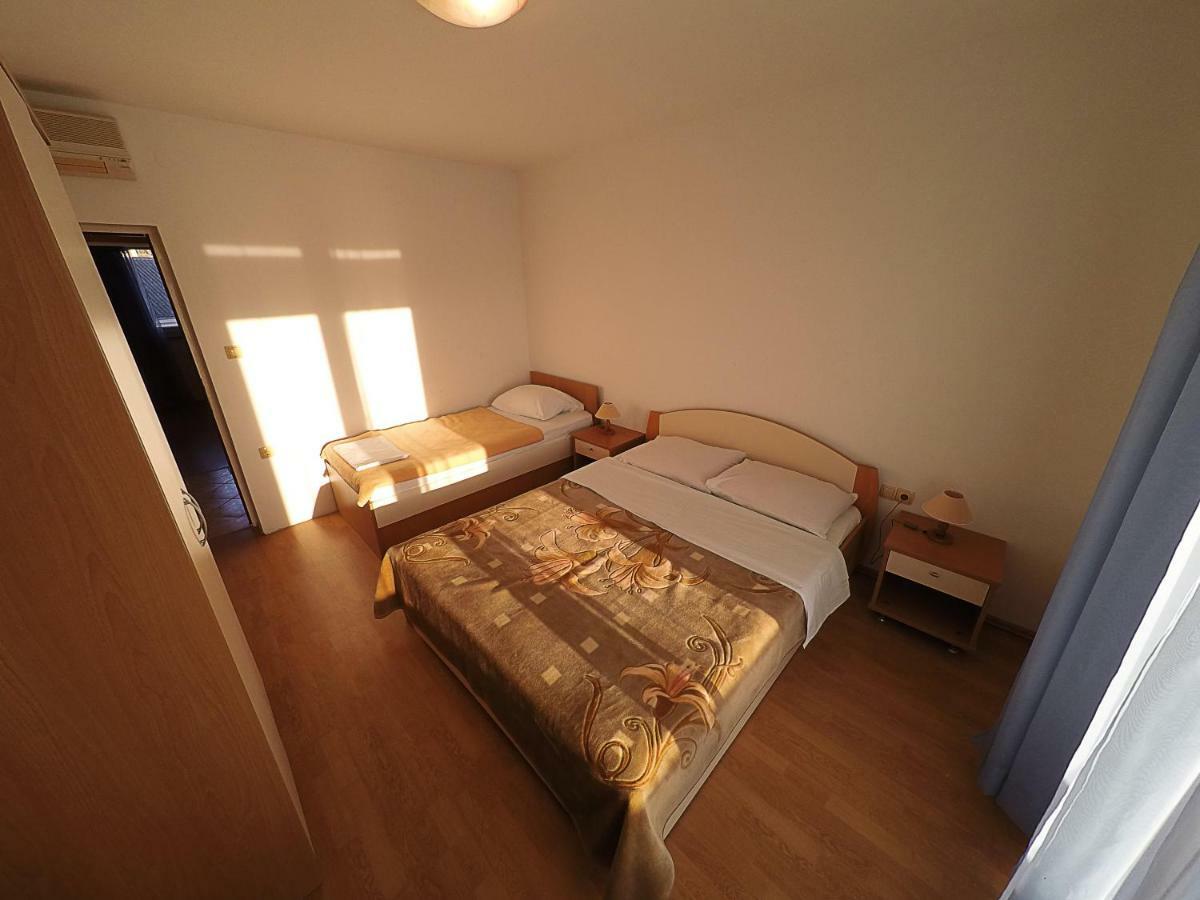 Apartments Piculjan Lopar Extérieur photo