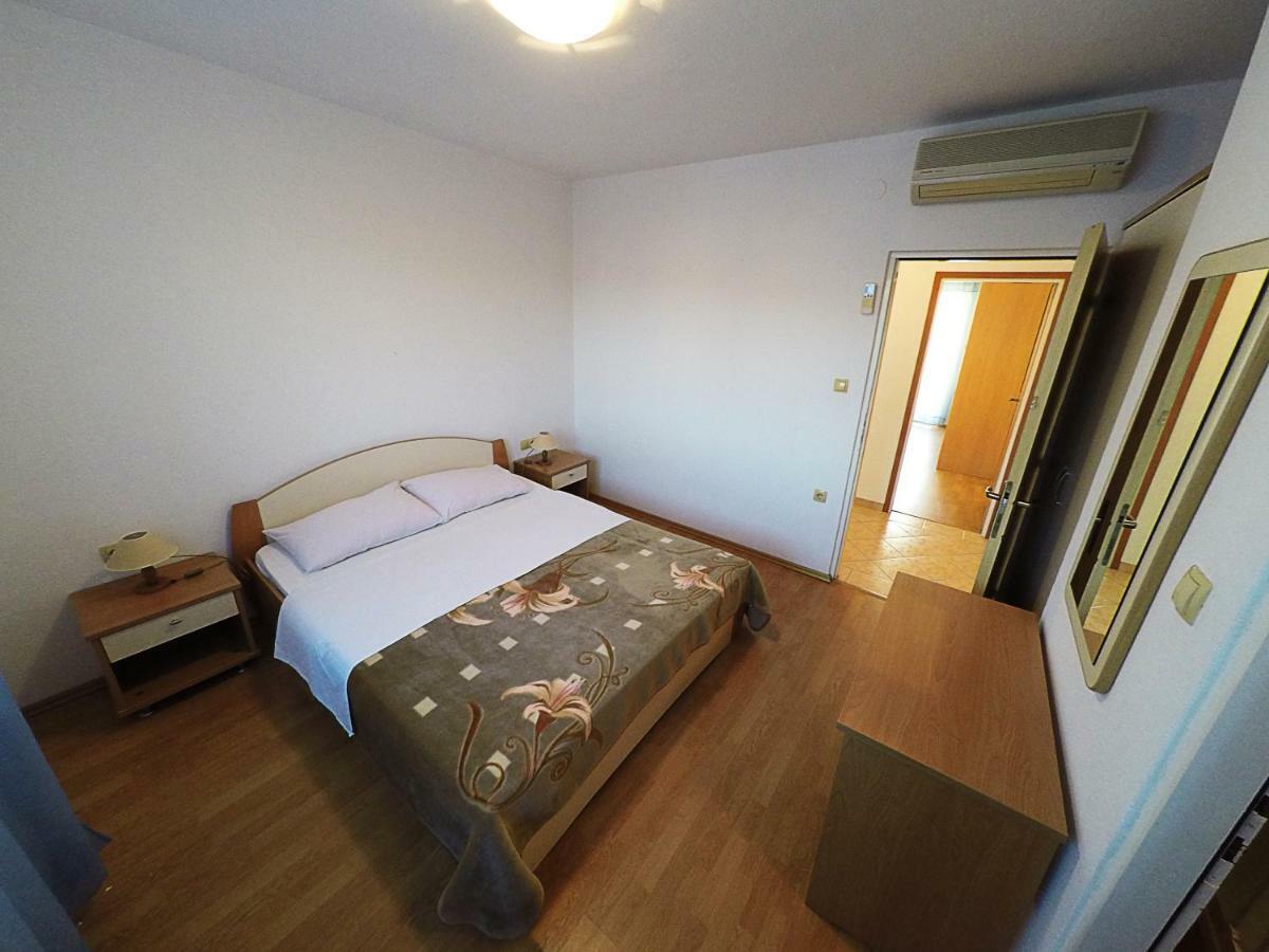 Apartments Piculjan Lopar Extérieur photo