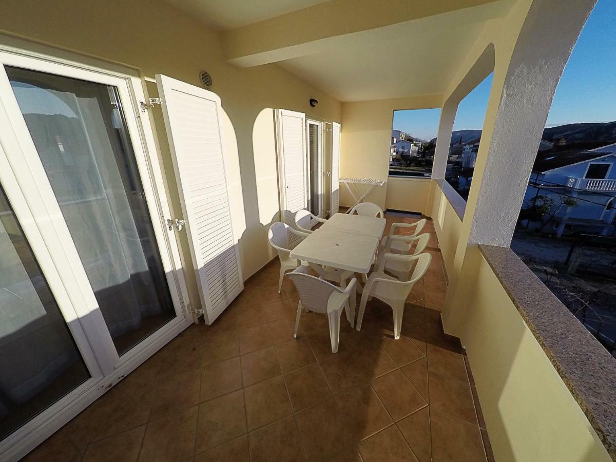 Apartments Piculjan Lopar Extérieur photo